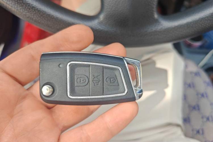 Used Suzuki Alto 2013 Revised Version 1.0L Manual Comfort Edition Vehicle Key
