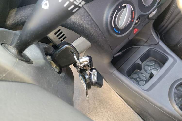 Used Suzuki Alto 2013 Revised Version 1.0L Manual Comfort Edition Vehicle Key
