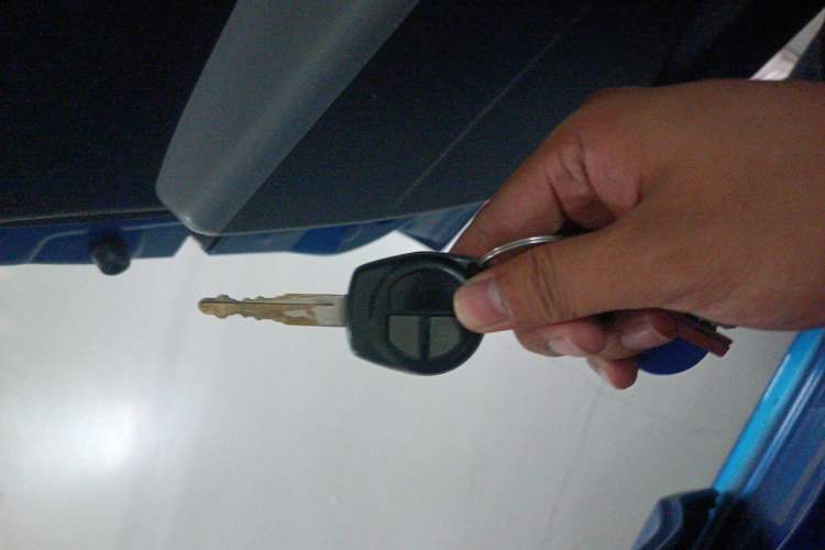 Used Suzuki Alto 2013 1.0L Automatic Luxury Model Vehicle Key