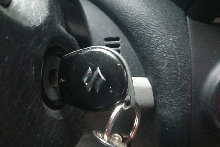 Used Suzuki Alto 2013 1.0L Automatic Luxury Model Vehicle Key