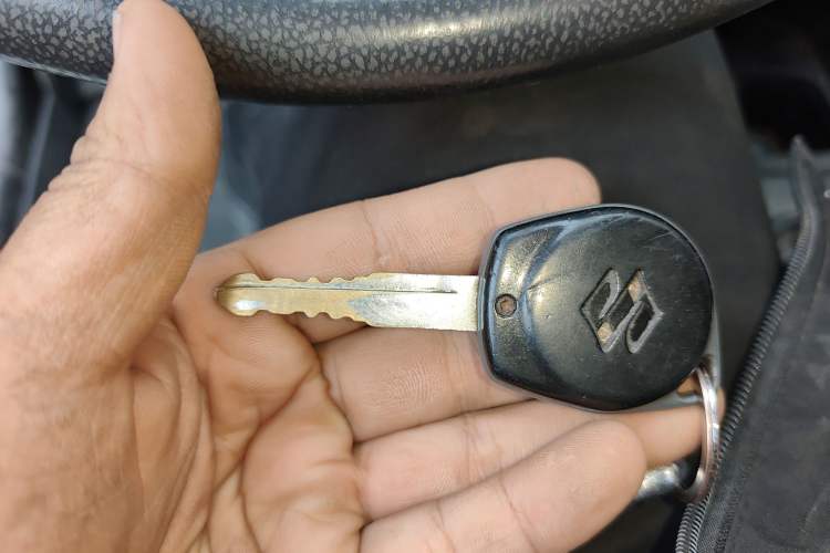 Used Suzuki Alto 2013 1.0L Manual Luxury Model Vehicle Key