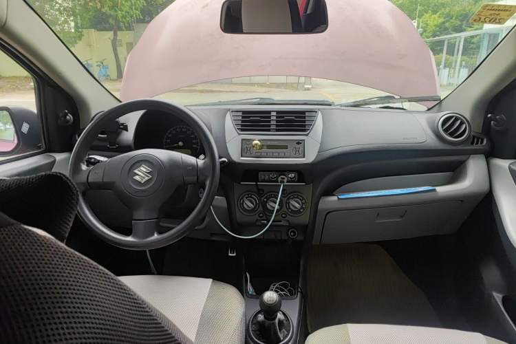 Used Suzuki Alto 2013 1.0L Manual Comfort Version Center Console