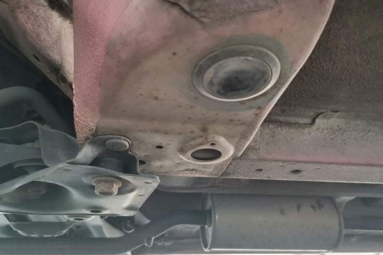 Used Suzuki Alto 2013 1.0L Automatic Luxury Model Chassis Front Left