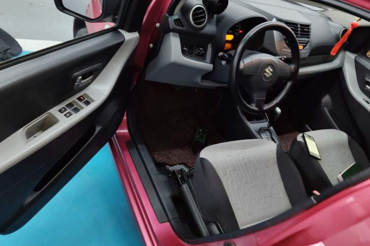 Used Suzuki Alto 2013 1.0L Automatic Luxury Model Driver Seat