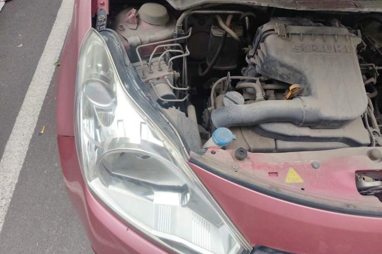 Used Suzuki Alto 2013 1.0L Manual Luxury Model Engine Bay Right