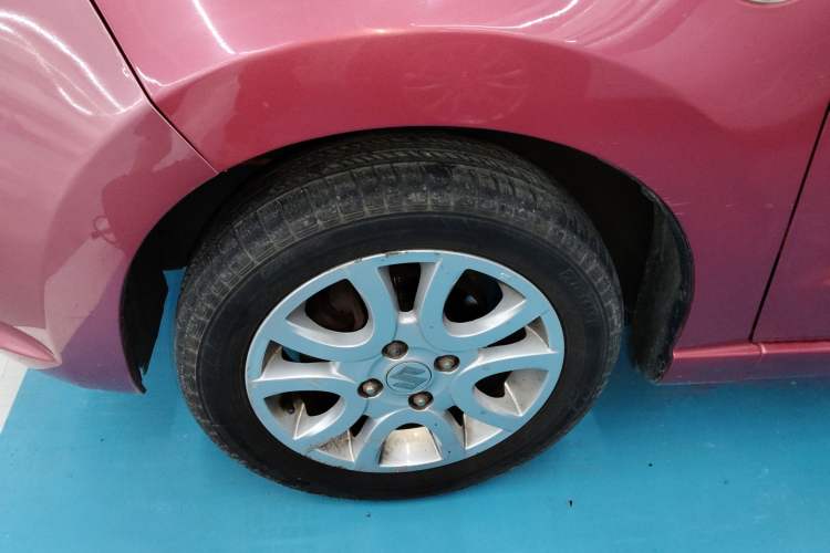 Used Suzuki Alto 2013 1.0L Automatic Luxury Model Exterior 4