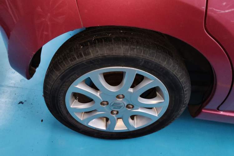 Used Suzuki Alto 2013 1.0L Automatic Luxury Model Exterior 5