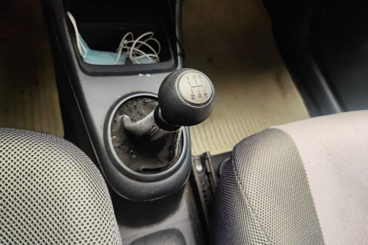 Used Suzuki Alto 2013 1.0L Manual Comfort Version Gear Lever