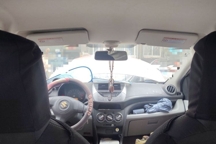 Used Suzuki Alto 2013 1.0L Manual Luxury Model Headliner