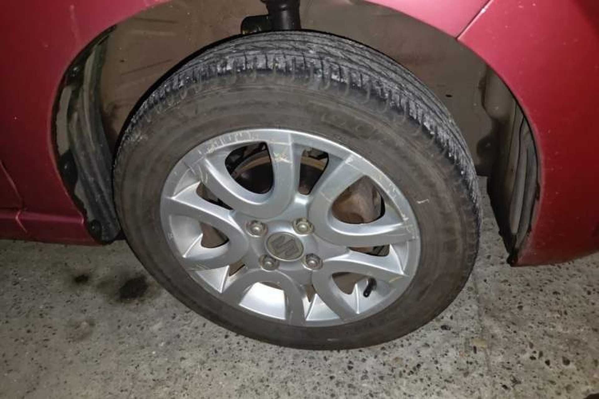Used Suzuki Alto 2013 1.0L Automatic Luxury Model Right Front Wheel Hub