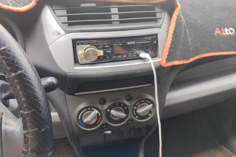 Used Suzuki Alto 2013 1.0L Manual Comfort Version Audio And AC Panel