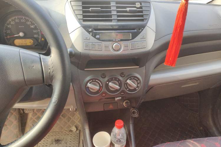 Used Suzuki Alto 2013 1.0L Manual Luxury Model Audio And AC Panel