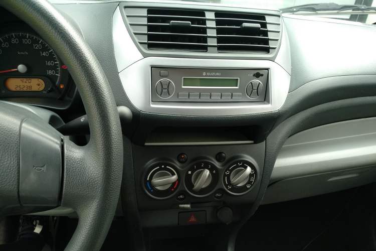 Used Suzuki Alto 2013 Revised Version 1.0L Manual Comfort Edition Audio And AC Panel