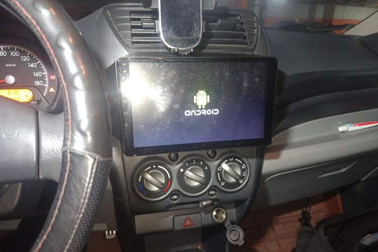 Used Suzuki Alto 2013 1.0L Manual Luxury Model Audio And AC Panel