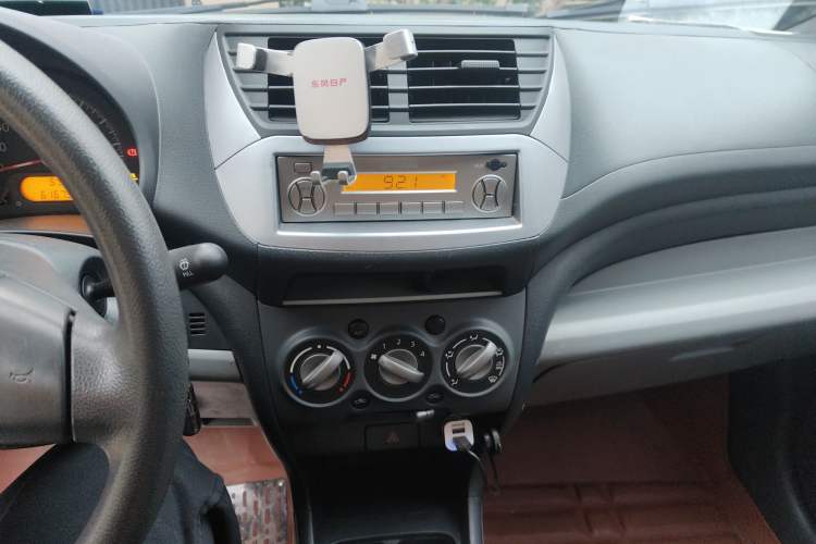 Used Suzuki Alto 2013 Revised Version 1.0L Manual Comfort Edition Audio And AC Panel