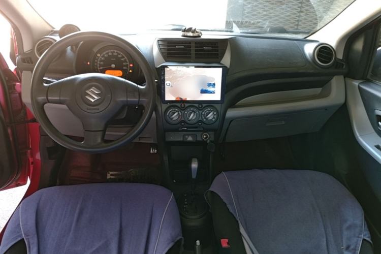 Used Suzuki Alto 2013 1.0L Automatic Luxury Model Center Console