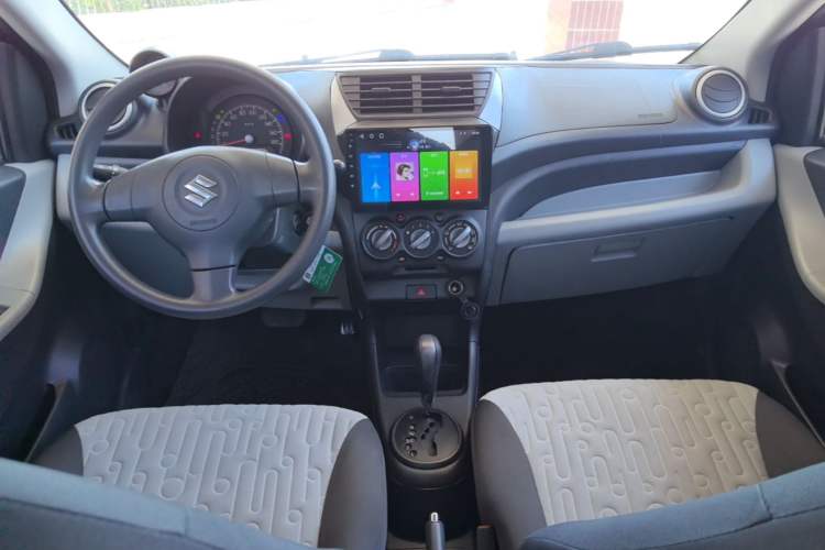 Used Suzuki Alto 2013 1.0L Automatic Luxury Model Center Console