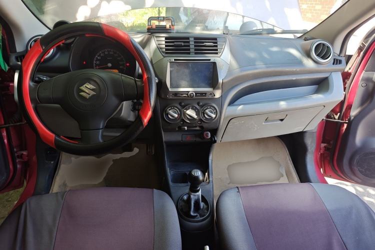 Used Suzuki Alto 2013 1.0L Manual Luxury Audio-Visual Model Center Console