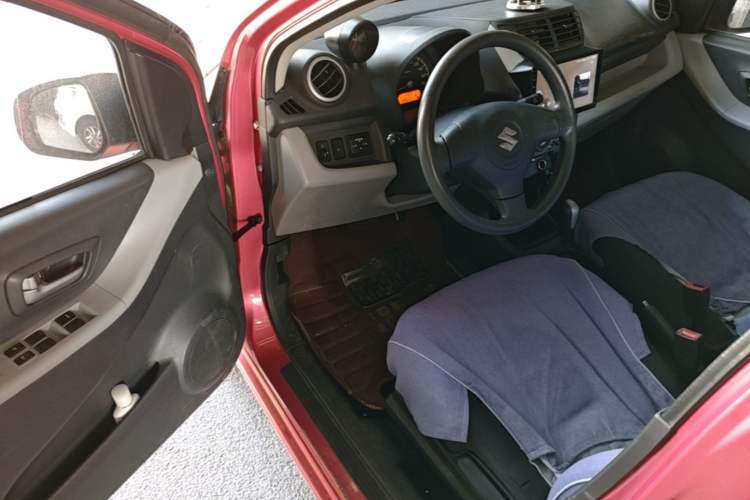 Used Suzuki Alto 2013 1.0L Automatic Luxury Model Driver Seat