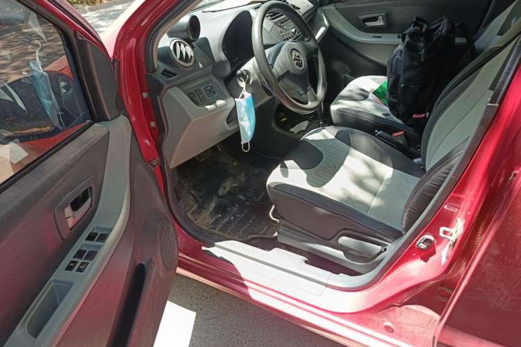 Used Suzuki Alto 2013 1.0L Automatic Luxury Model Driver Seat