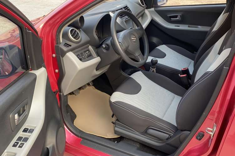 Used Suzuki Alto 2013 1.0L Manual Luxury Model Driver Seat