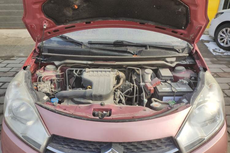 Used Suzuki Alto 2013 1.0L Manual Luxury Model Engine Bay