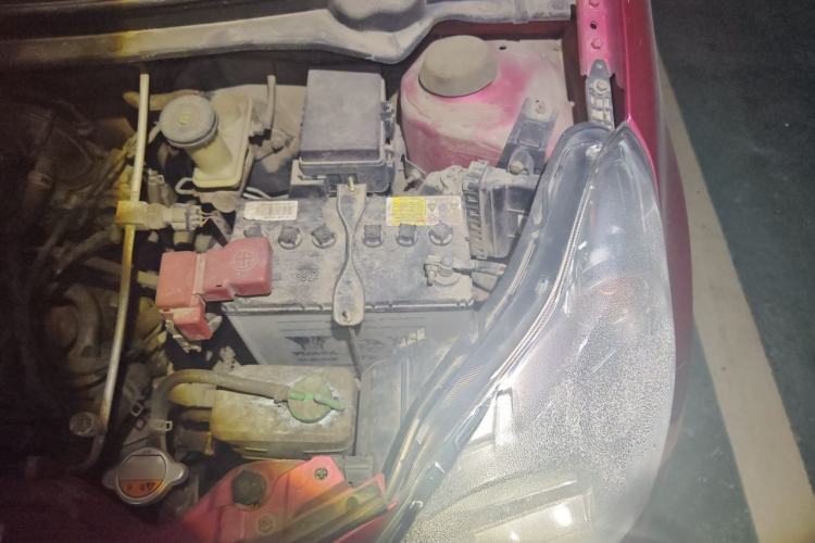 Used Suzuki Alto 2013 1.0L Manual Luxury Model Engine Bay Left
