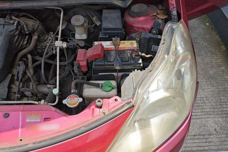 Used Suzuki Alto 2013 1.0L Manual Luxury Model Engine Bay Left
