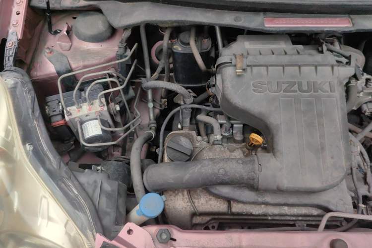 Used Suzuki Alto 2013 1.0L Automatic Luxury Model Engine Bay Right