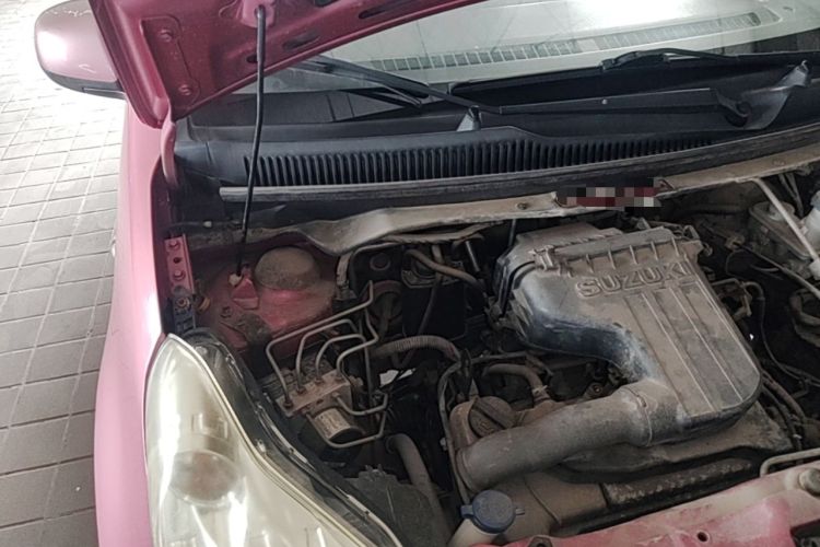 Used Suzuki Alto 2013 1.0L Automatic Luxury Model Engine Bay Right