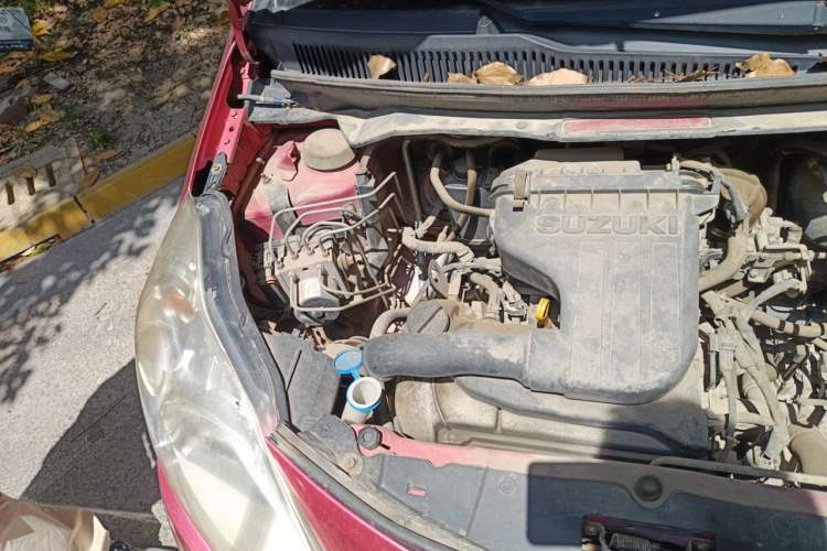Used Suzuki Alto 2013 1.0L Automatic Luxury Model Engine Bay Right
