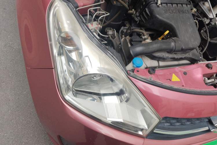 Used Suzuki Alto 2013 1.0L Manual Luxury Model Engine Bay Right
