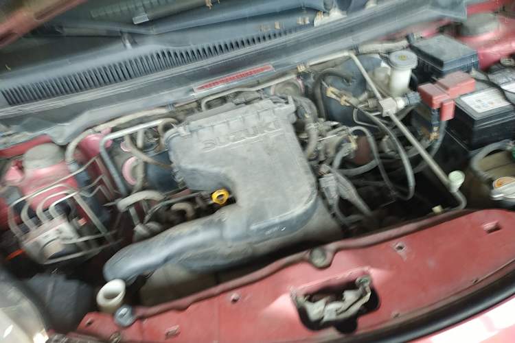 Used Suzuki Alto 2013 1.0L Automatic Luxury Model Engine Bay