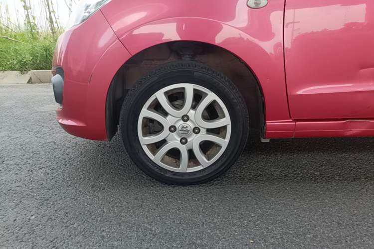 Used Suzuki Alto 2013 1.0L Automatic Luxury Model Exterior 4