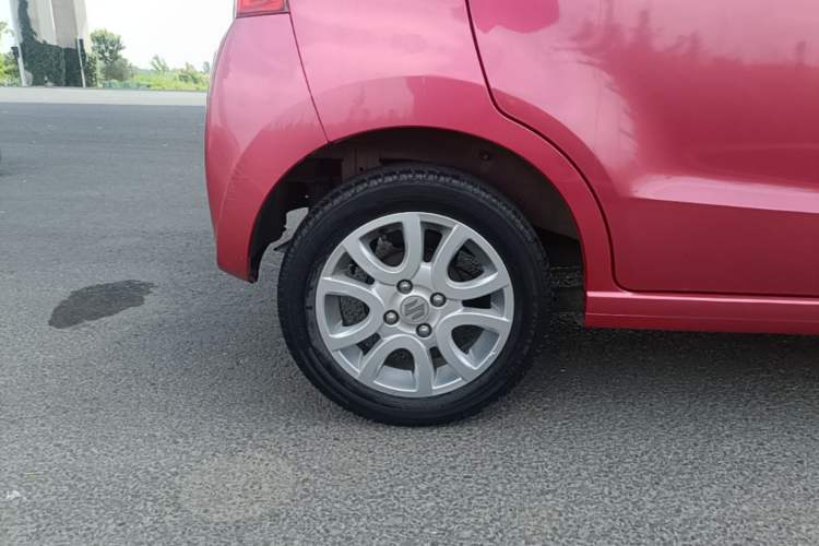 Used Suzuki Alto 2013 1.0L Automatic Luxury Model Exterior 5