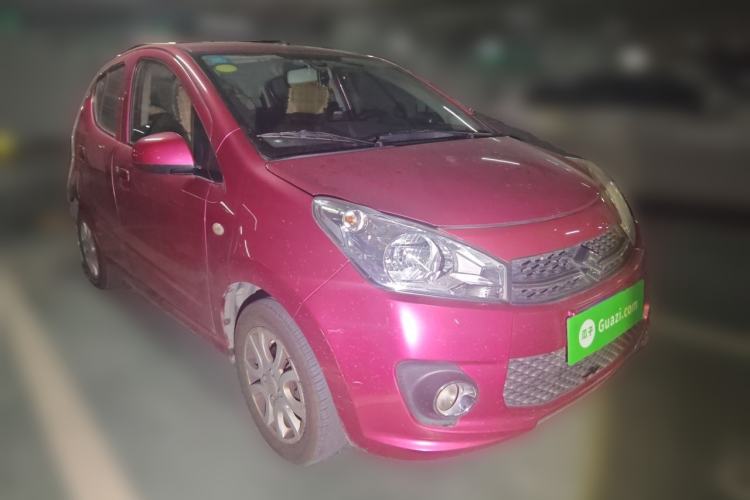 Used Suzuki Alto 2013 1.0L Manual Luxury Model Front Right 45 Deg