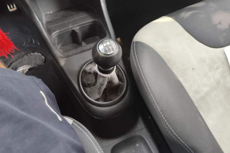 Used Suzuki Alto 2013 1.0L Manual Comfort Version Gear Lever