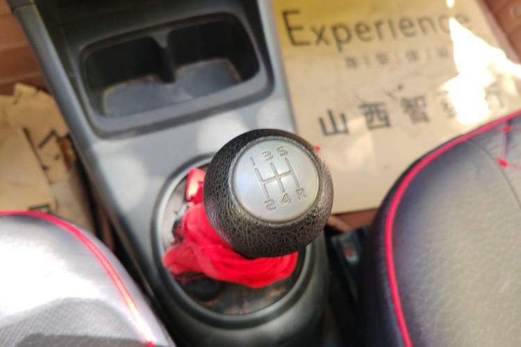 Used Suzuki Alto 2013 Revised Version 1.0L Manual Comfort Edition Gear Lever