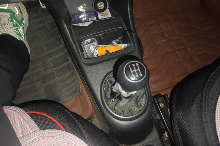 Used Suzuki Alto 2013 1.0L Manual Comfort Version Gear Lever