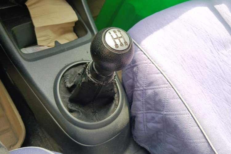 Used Suzuki Alto 2013 Revised Version 1.0L Manual Comfort Edition Gear Lever
