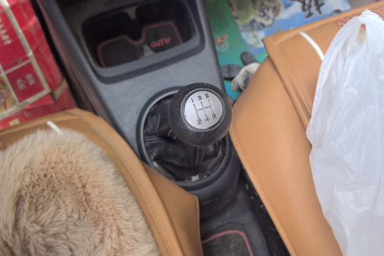 Used Suzuki Alto 2013 Revised Version 1.0L Manual Comfort Edition Gear Lever