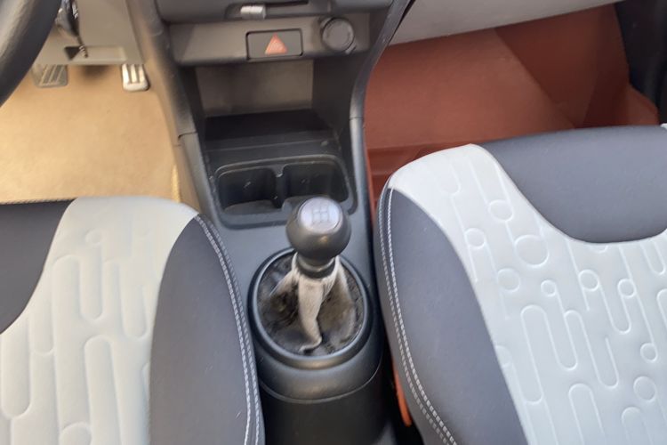 Used Suzuki Alto 2013 1.0L Manual Luxury Model Gear Lever