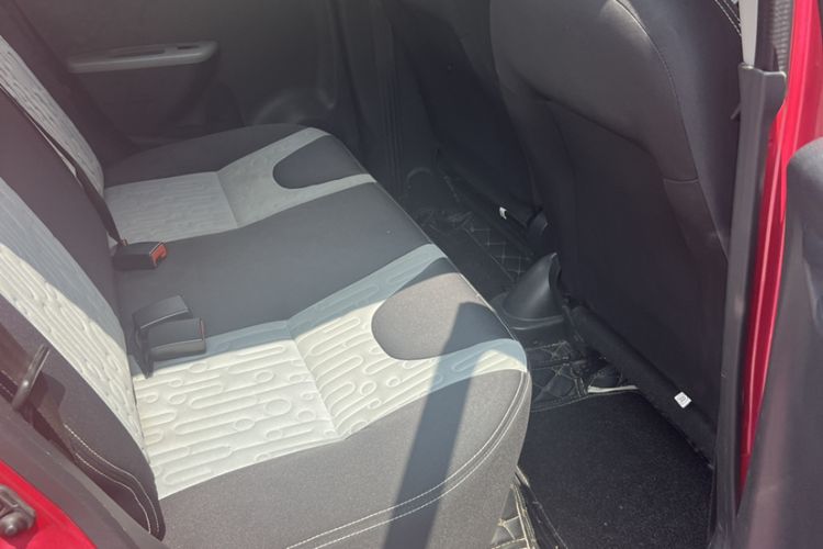 Used Suzuki Alto 2013 1.0L Automatic Luxury Model Interior 10