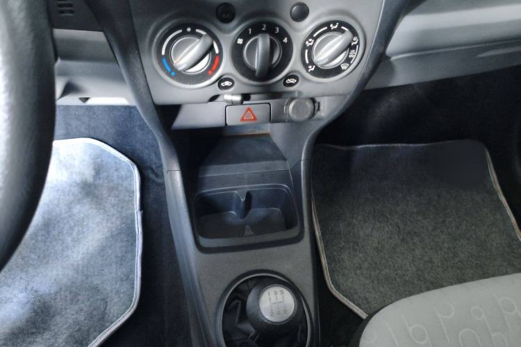 Used Suzuki Alto 2013 Revised Version 1.0L Manual Comfort Edition Interior 3
