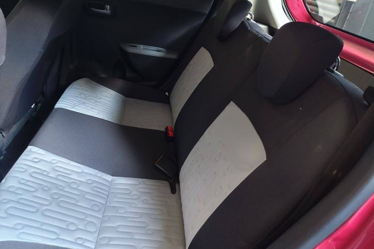 Used Suzuki Alto 2013 Revised Version 1.0L Manual Comfort Edition Interior 5