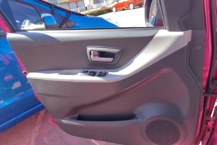 Used Suzuki Alto 2013 1.0L Automatic Luxury Model Interior 7