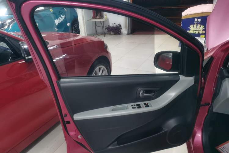 Used Suzuki Alto 2013 1.0L Automatic Luxury Model Left Front Door Interior