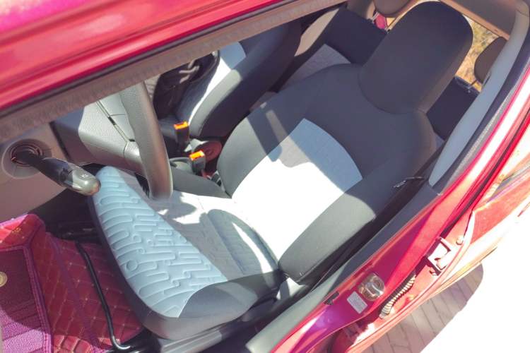 Used Suzuki Alto 2013 1.0L Automatic Luxury Model Left Front Seat