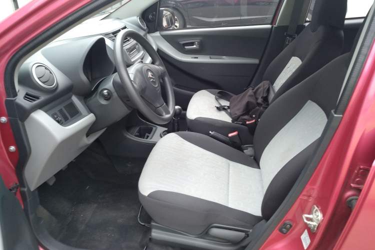 Used Suzuki Alto 2013 Revised Version 1.0L Manual Comfort Edition Left Front Seat