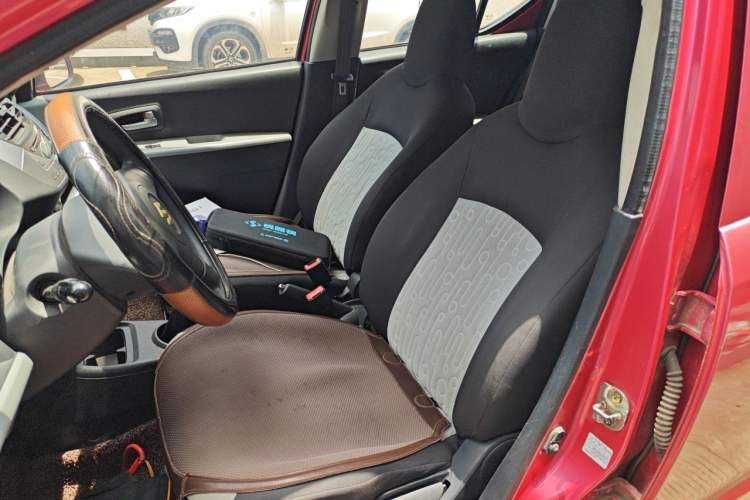 Used Suzuki Alto 2013 1.0L Manual Luxury Model Left Front Seat